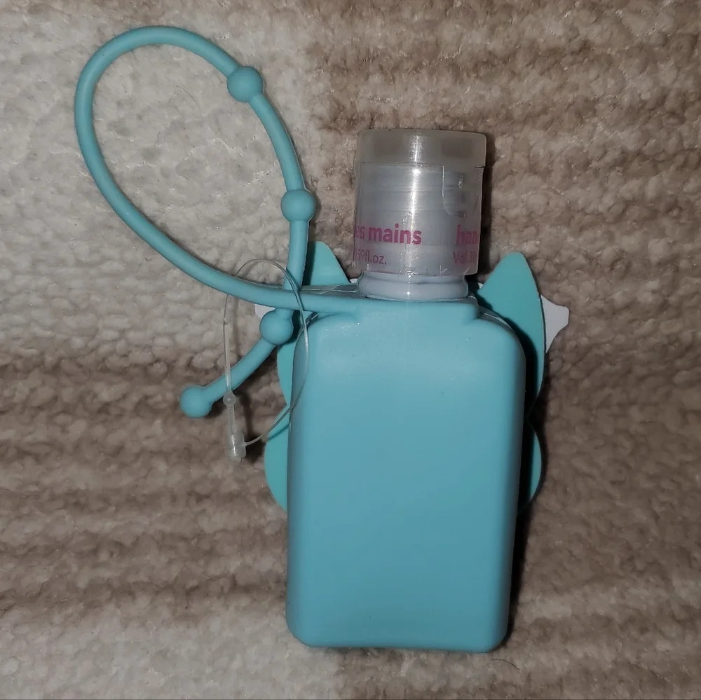 5 for $25 | NWOT Claire's Kitty with Sunglasses Holder and Scented Hand Lotion